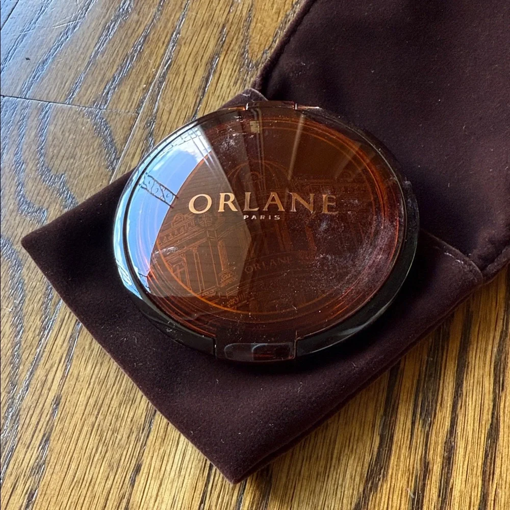 NWT Pressed Powder and Highlighter Bundle